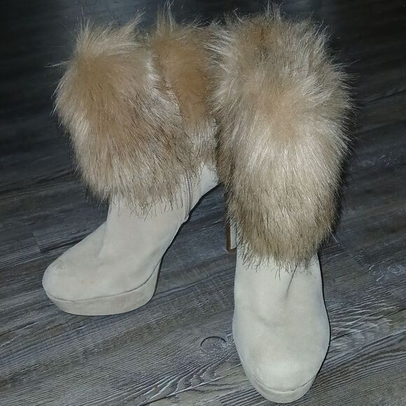 Gianni Bini Fur Topped Heeled Booties in Tan size 8 - Picture 1 of 10